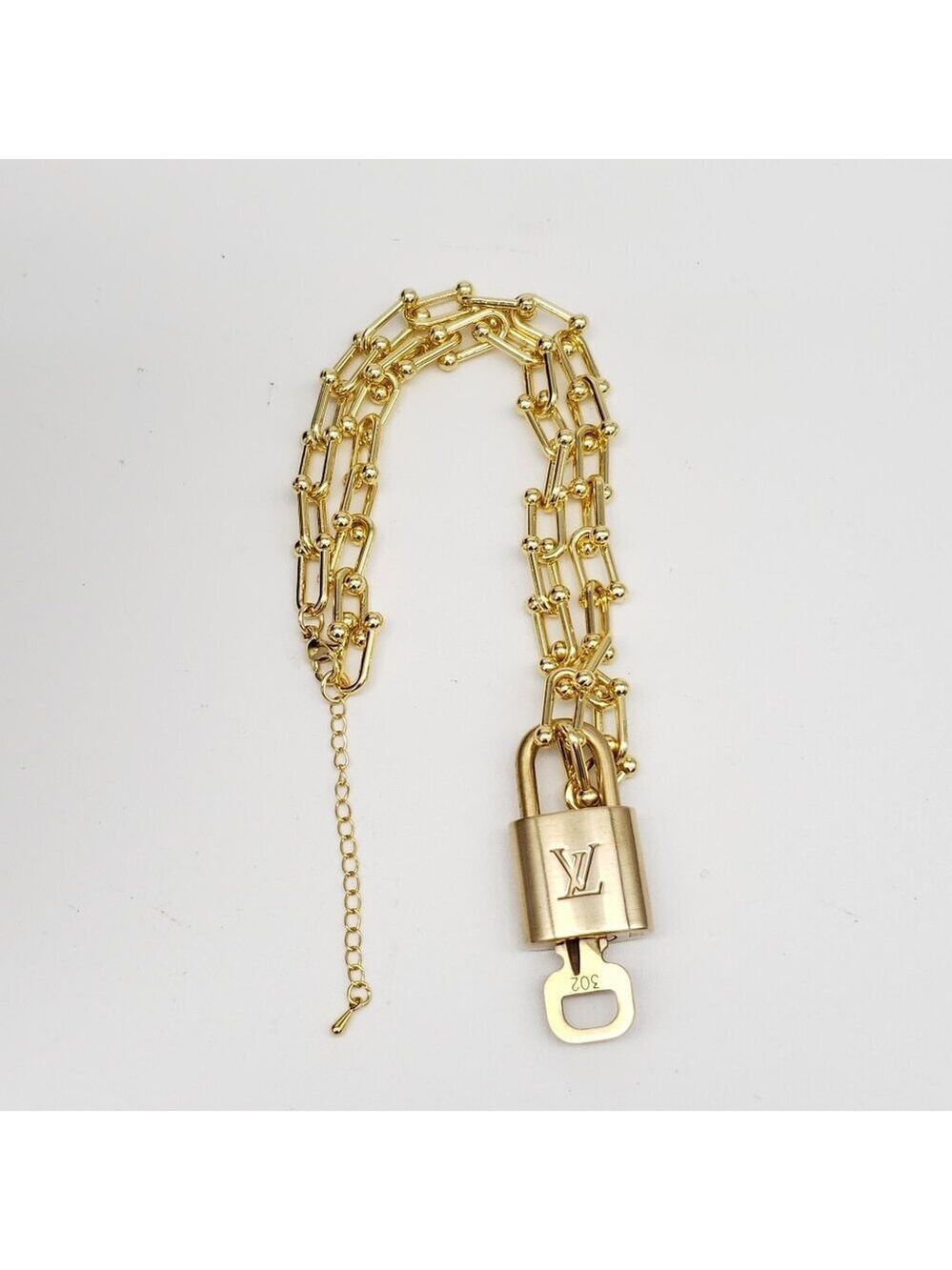 Authentic Louis Vuitton Gold Padlock with Unbranded Gold plated Chain - Picture 7 of 9